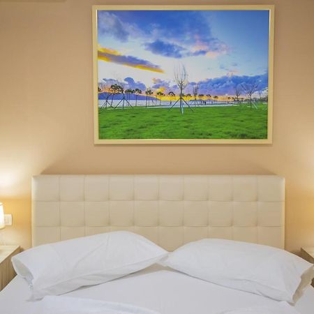 Jordan'S Hotel Vlorë 外观 照片