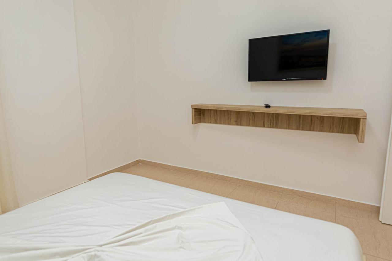 Jordan'S Hotel Vlorë 外观 照片