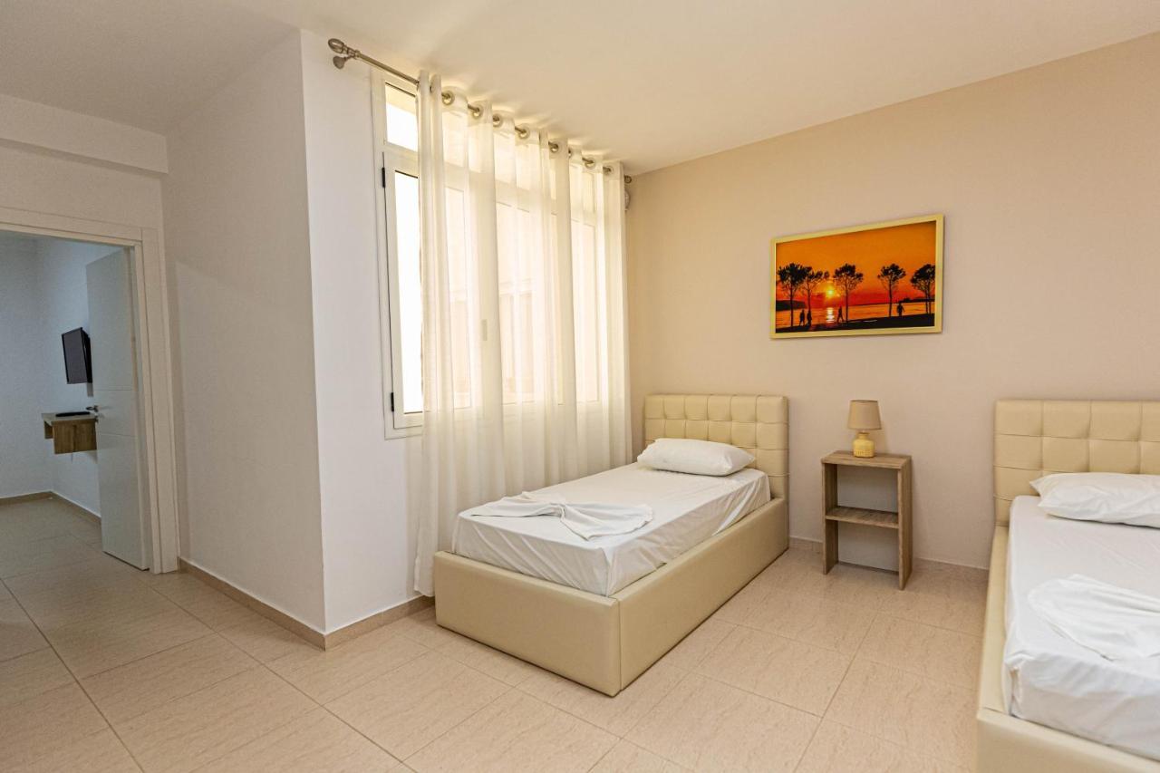 Jordan'S Hotel Vlorë 外观 照片