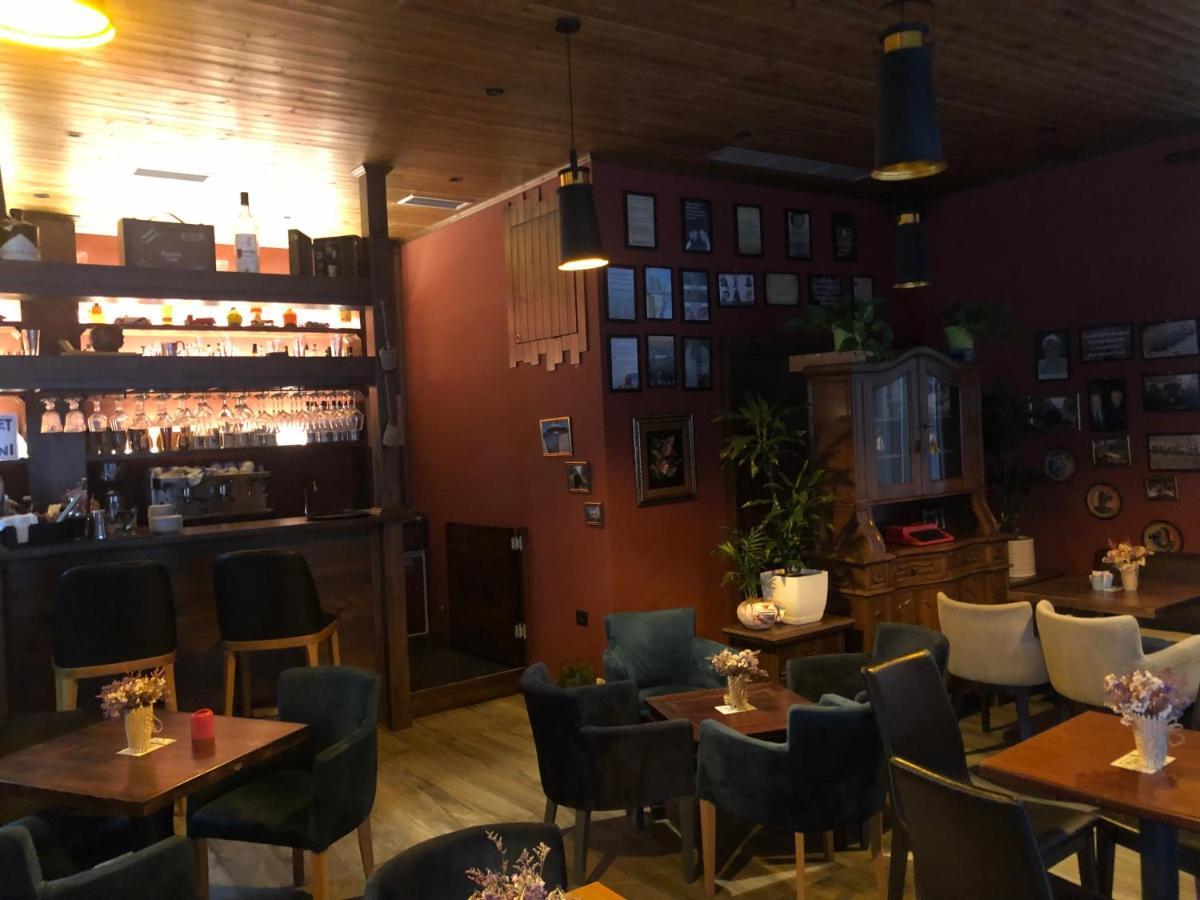 Jordan'S Hotel Vlorë 外观 照片