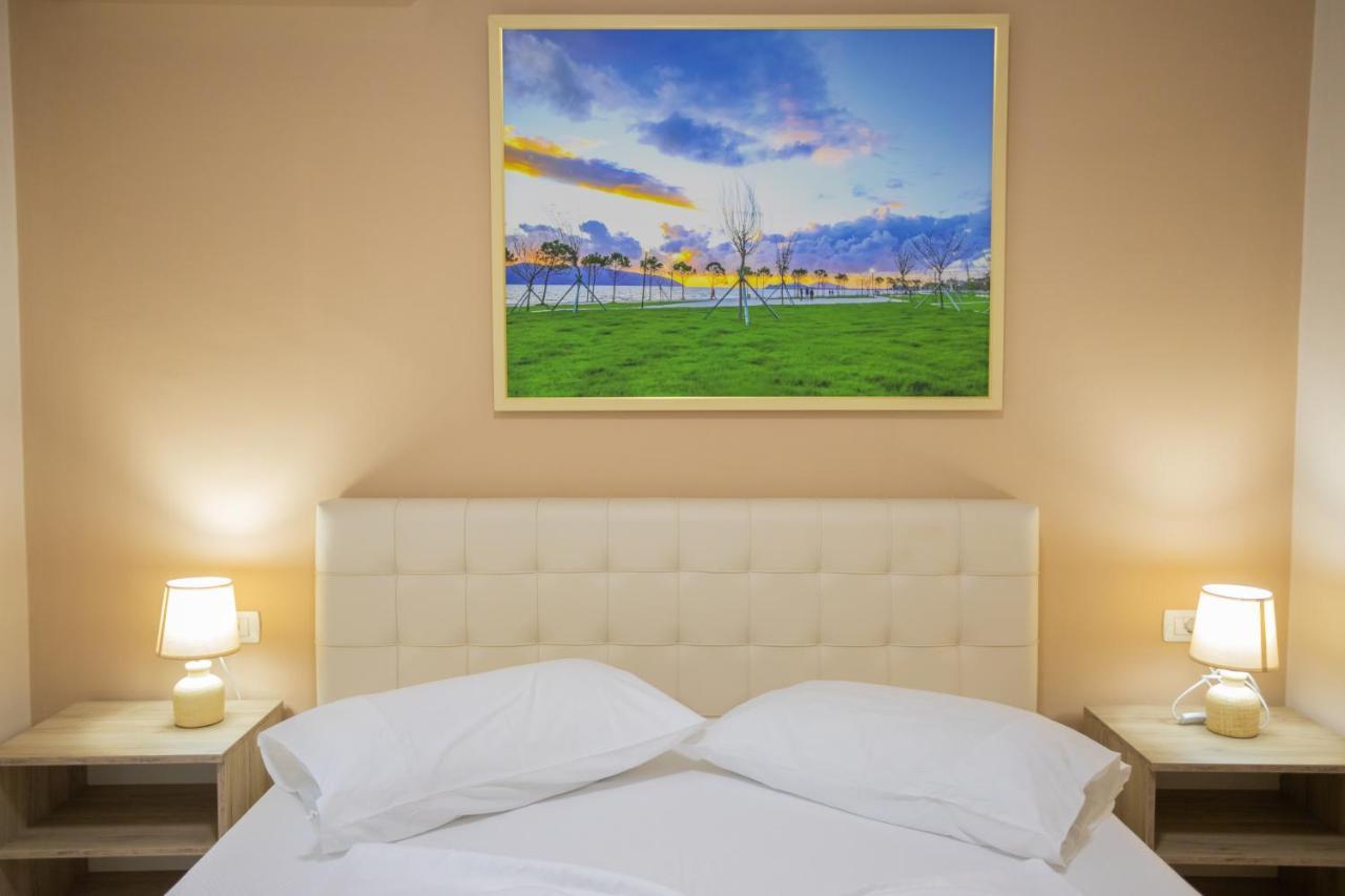 Jordan'S Hotel Vlorë 外观 照片